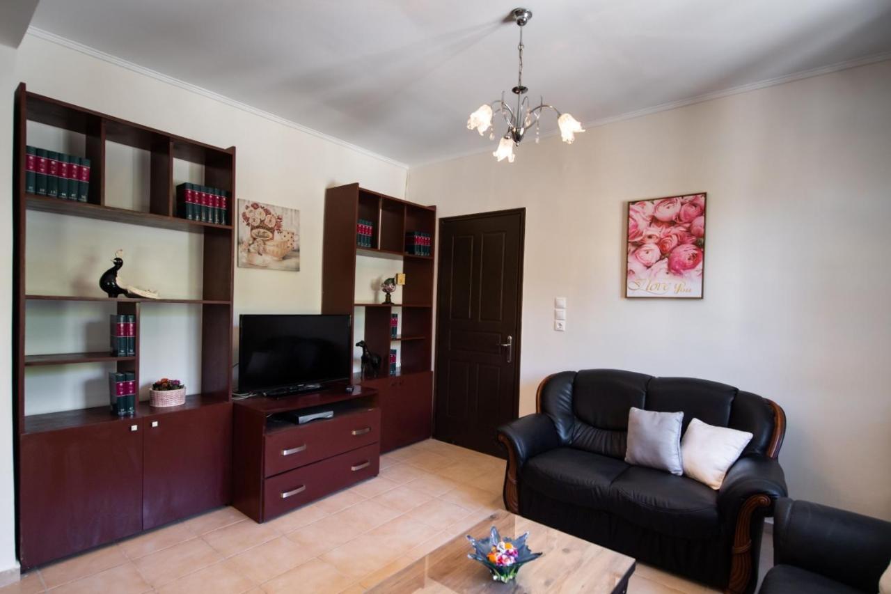 Irinis House Villa Komilion Luaran gambar